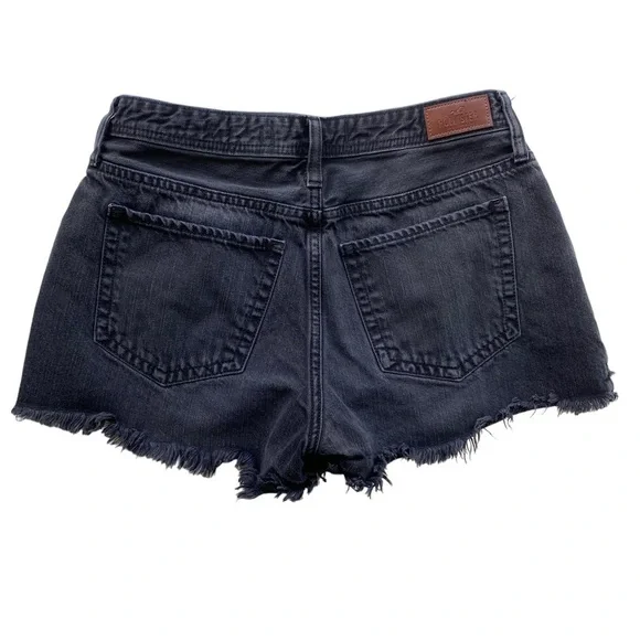 ✅Hollister Womens Jean Shorts Size 11 30 Black High Rise Mom Short 3” Distressed - Picture 2 of 9